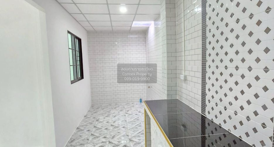 出售 5 卧室 联排别墅 在 Thanyaburi, Pathum Thani