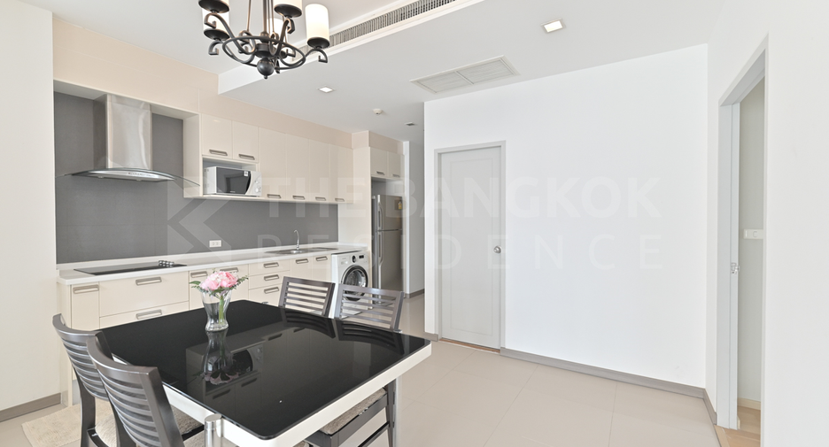 Condo en alquiler de 2 habitaciones en Khlong Toei, Bangkok