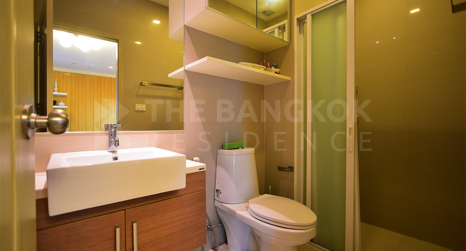 Wohnung zur Miete mit 2 Zimmer in Khlong Toei, Bangkok