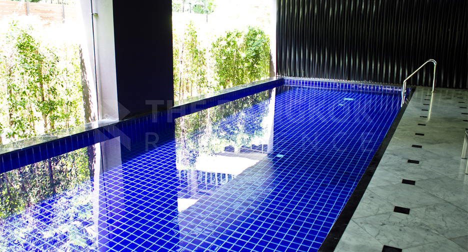 出租 2 卧室 公寓 在 Khlong Toei, 曼谷
