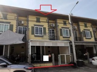 Casa adosada en venta de 4 habitaciones en Nong Khaem, Bangkok
