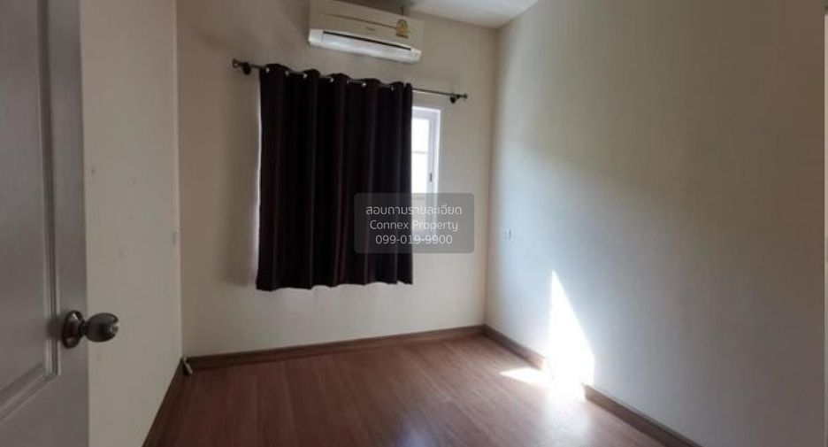 Casa adosada en venta de 4 habitaciones en Nong Khaem, Bangkok