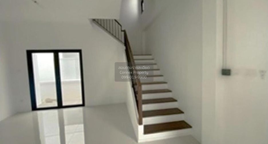 For sale 4 bedrooms house in Thanyaburi, Pathum Thani