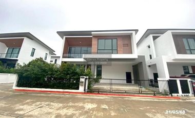 For sale 4 bedrooms house in Thanyaburi, Pathum Thani