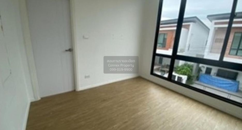 For sale 4 bedrooms house in Thanyaburi, Pathum Thani