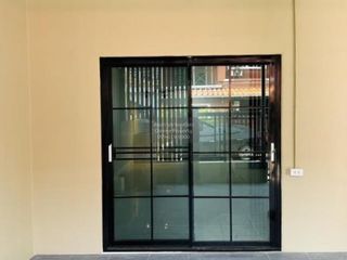 For sale 3 bedrooms townhouse in Khlong Luang, Pathum Thani