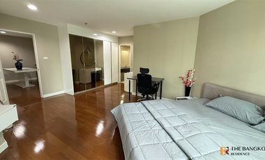 For sale 5 bedrooms condo in Huai Khwang, Bangkok