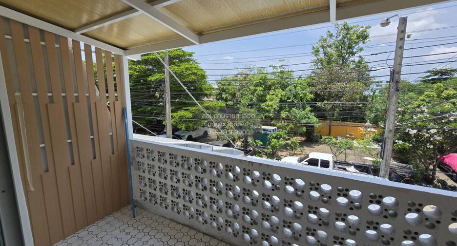 Casa adosada en venta de 2 habitaciones en Nong Khaem, Bangkok