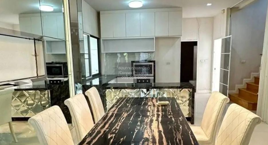 For sale 3 bedrooms house in Mueang Nonthaburi, Nonthaburi