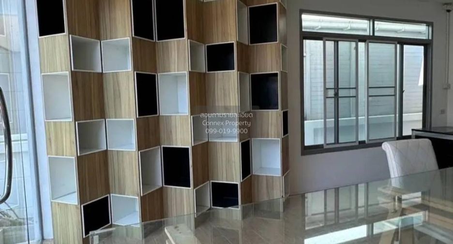 For sale 3 bedrooms house in Mueang Nonthaburi, Nonthaburi