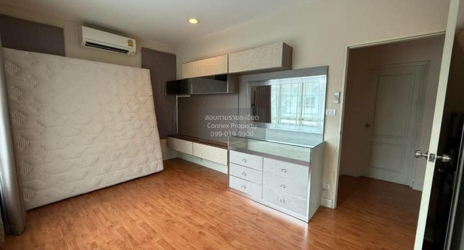 For sale 4 bedrooms house in Pak Kret, Nonthaburi