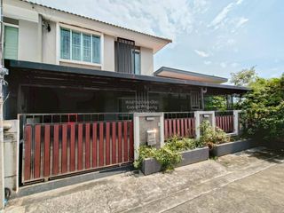 For sale 4 bedrooms townhouse in Bang Phli, Samut Prakan
