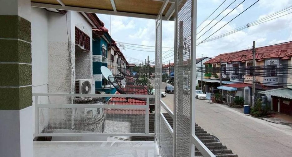 出售 1 卧室 联排别墅 在 Sai Noi, Nonthaburi