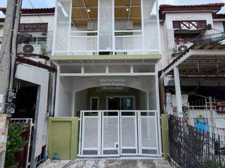 出售 1 卧室 联排别墅 在 Sai Noi, Nonthaburi