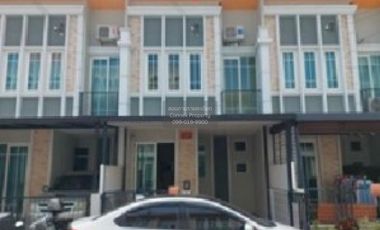 Reihenhaus zum Kauf mit 4 Zimmer in Rat Burana, Bangkok