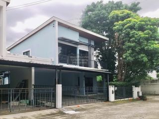 For sale 3 bedrooms house in Prawet, Bangkok