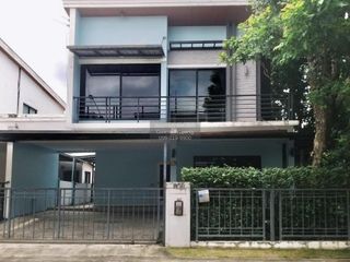 For sale 3 bedrooms house in Prawet, Bangkok