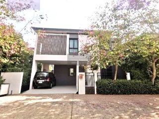 Haus zum Kauf mit 4 Zimmer in Bang Khun Thian, Bangkok