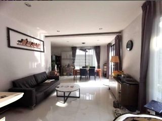 Haus zum Kauf mit 4 Zimmer in Bang Khun Thian, Bangkok