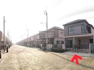 Casa en venta de 3 habitaciones en Bang Bo, Samut Prakan