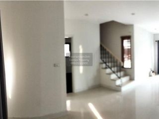 Casa en venta de 3 habitaciones en Bang Bo, Samut Prakan