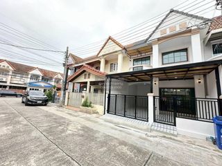 For sale 3 bedrooms townhouse in Bang Bua Thong, Nonthaburi