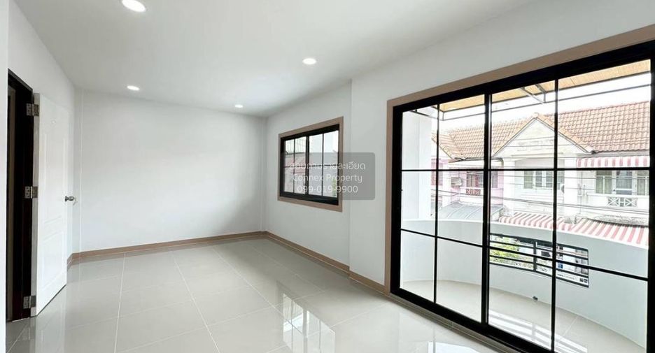 For sale 3 bedrooms townhouse in Bang Bua Thong, Nonthaburi