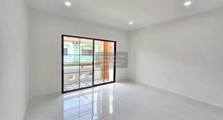 Reihenhaus zum Kauf mit 3 Zimmer in Lam Luk Ka, Pathum Thani