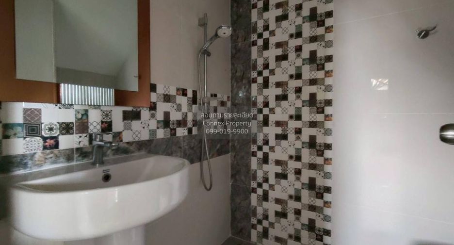 Reihenhaus zum Kauf mit 3 Zimmer in Mueang Samut Prakan, Samut Prakan