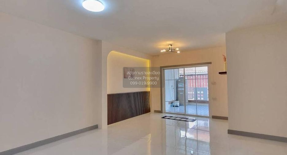 For sale 3 bedrooms townhouse in Bang Yai, Nonthaburi