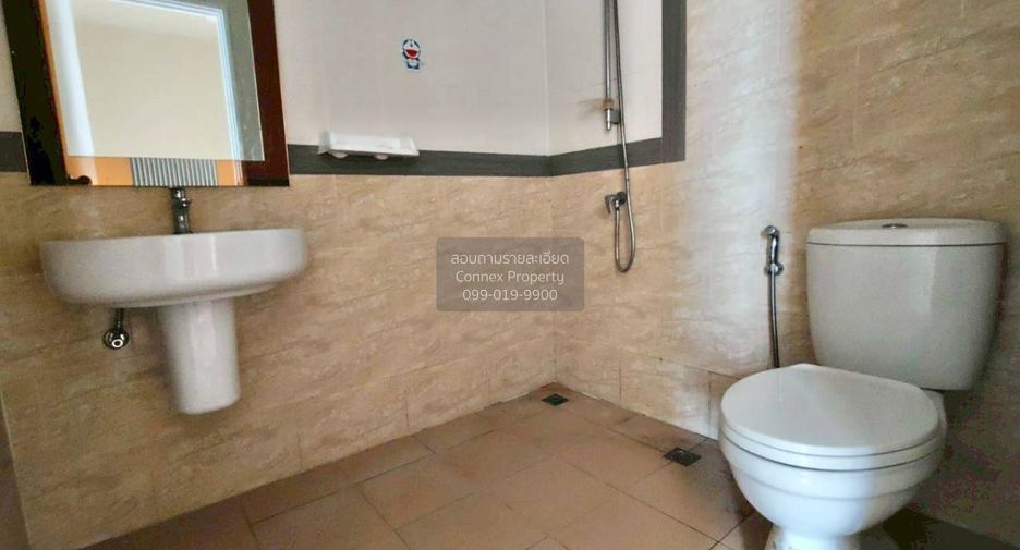 Reihenhaus zum Kauf mit 3 Zimmer in Mueang Samut Prakan, Samut Prakan