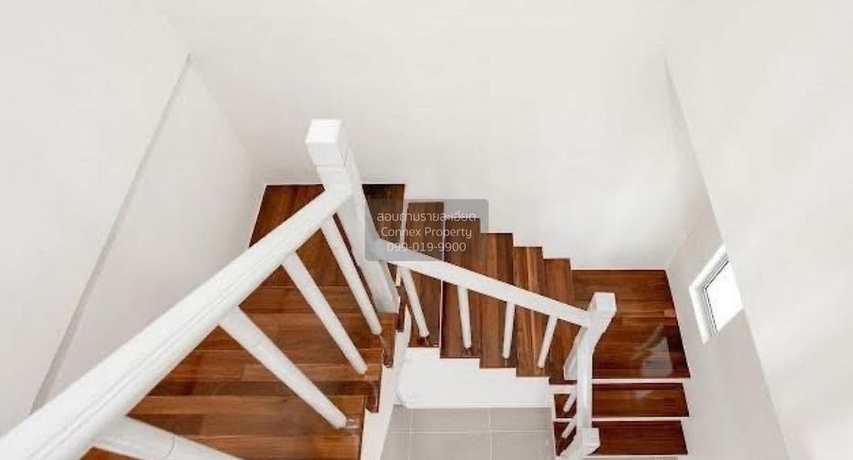 Casa adosada en venta de 3 habitaciones en Mueang Nonthaburi, Nonthaburi