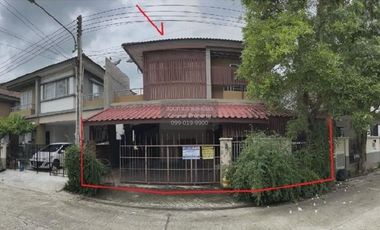 Reihenhaus zum Kauf mit 3 Zimmer in Mueang Chachoengsao, Chachoengsao