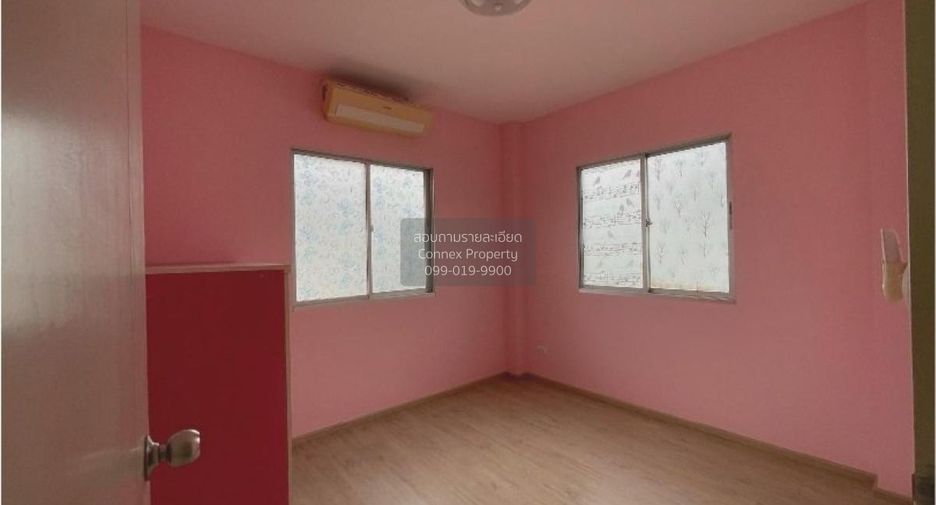 Reihenhaus zum Kauf mit 3 Zimmer in Mueang Chachoengsao, Chachoengsao