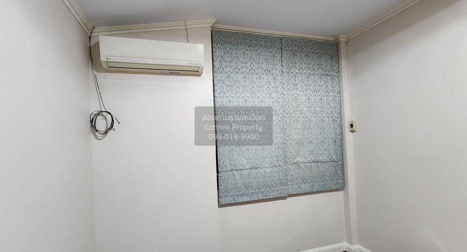 出售 3 卧室 独立屋 在 Phasi Charoen, 曼谷