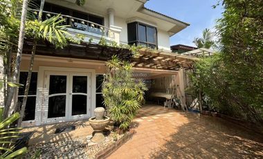 出售 3 卧室 独立屋 在 Phasi Charoen, 曼谷