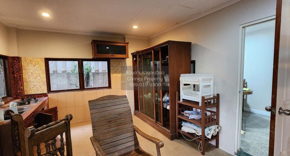 出售 3 卧室 独立屋 在 Phasi Charoen, 曼谷