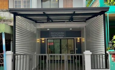 For sale 2 ベッドルーム townhouse in Mueang Nonthaburi, Nonthaburi