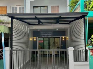 For sale 2 ベッドルーム townhouse in Mueang Nonthaburi, Nonthaburi