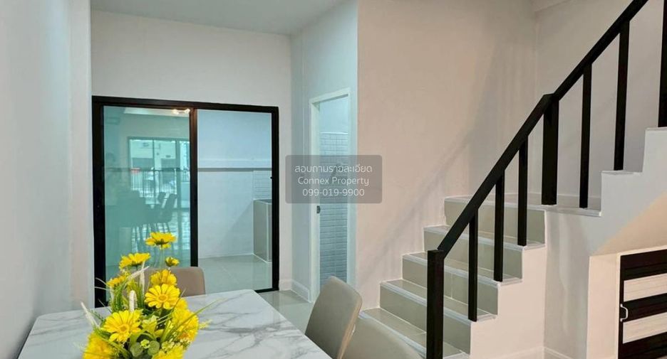 For sale 2 ベッドルーム townhouse in Mueang Nonthaburi, Nonthaburi