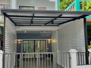 For sale 2 ベッドルーム townhouse in Mueang Nonthaburi, Nonthaburi
