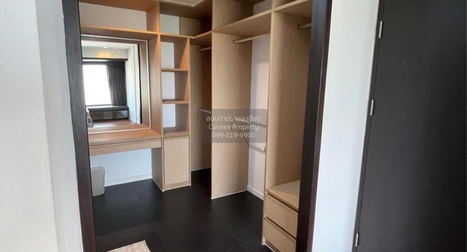 For sale 2 bedrooms condo in Sathon, Bangkok