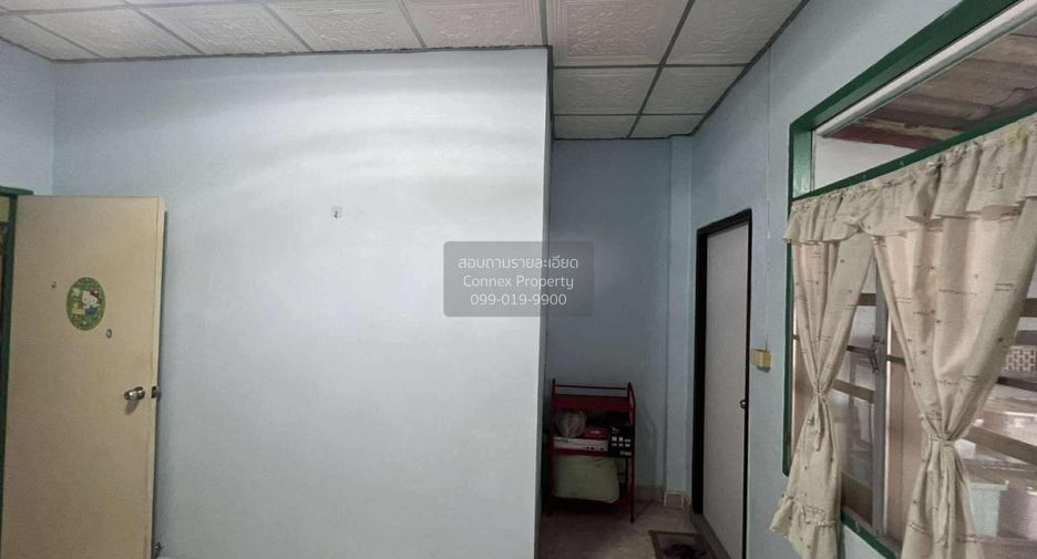 Casa adosada en venta de 2 habitaciones en Thung Khru, Bangkok