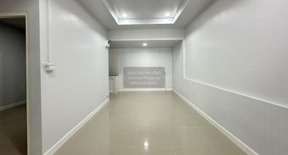 出售 2 卧室 联排别墅 在 Thanyaburi, Pathum Thani
