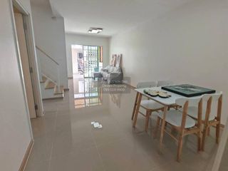 For sale 4 bedrooms townhouse in Mueang Samut Prakan, Samut Prakan