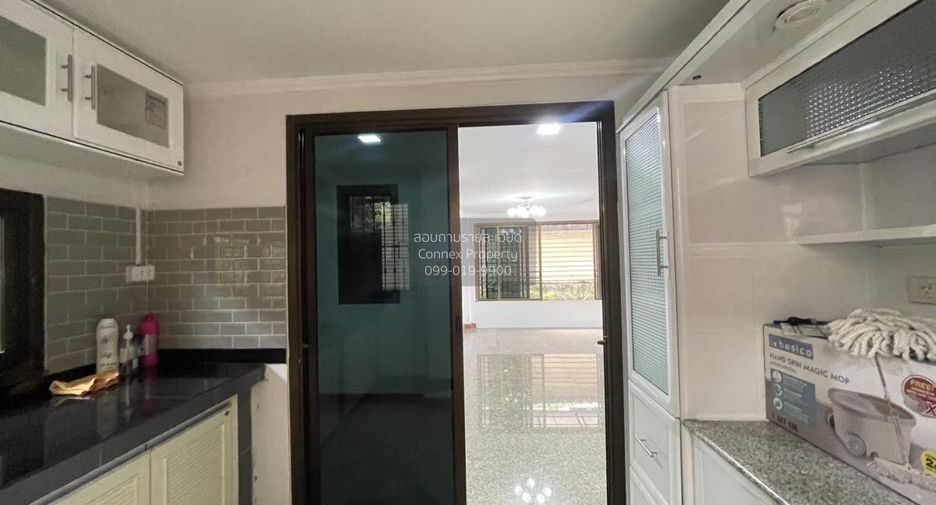 Haus zum Kauf mit 3 Zimmer in Min Buri, Bangkok