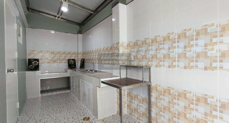 Casa adosada en venta de 3 habitaciones en Bang Yai, Nonthaburi