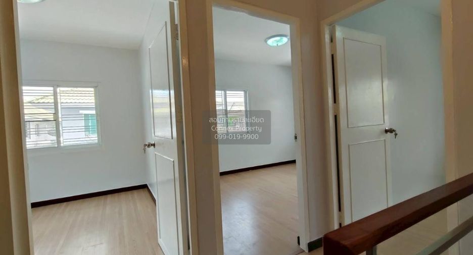 Casa adosada en venta de 3 habitaciones en Bang Yai, Nonthaburi