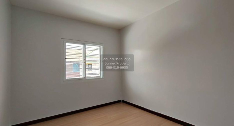 Casa adosada en venta de 3 habitaciones en Bang Yai, Nonthaburi