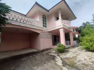 Casa en venta de 4 habitaciones en Bang Sao Thong, Samut Prakan